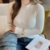 This is a new large-sized autumn and winter long-sleeved semi-high-neck velvet base layer for women. It can be worn as an inner layer with a mid-neck for a high-end look and can also be worn as an outer layer Specification image